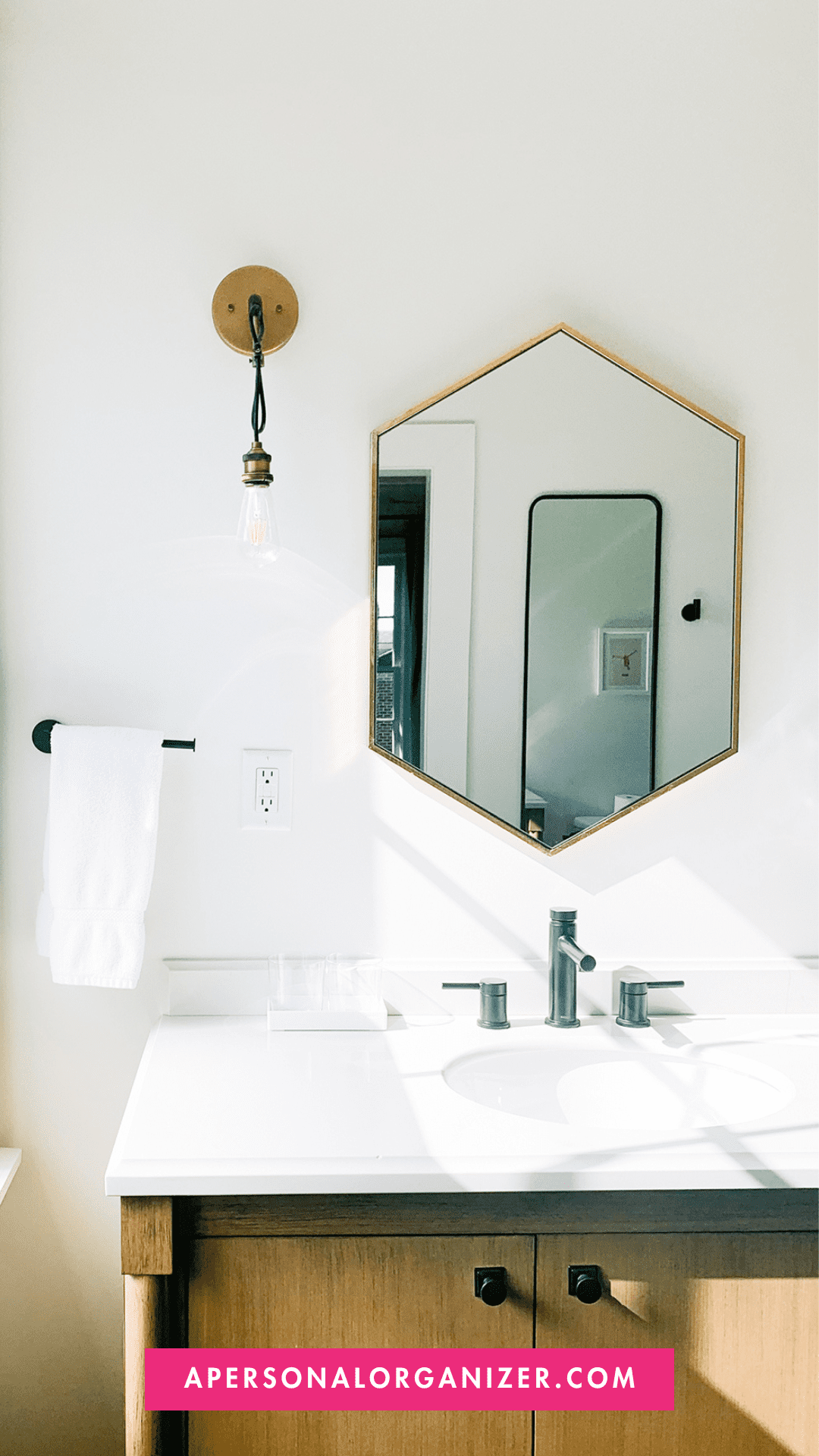 How to Organize Your Bathroom Cabinets: A Step-by-Step Guide