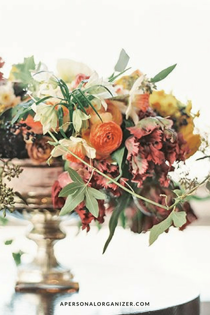 7 Thanksgiving Centerpiece Ideas For Your Holiday Table 
