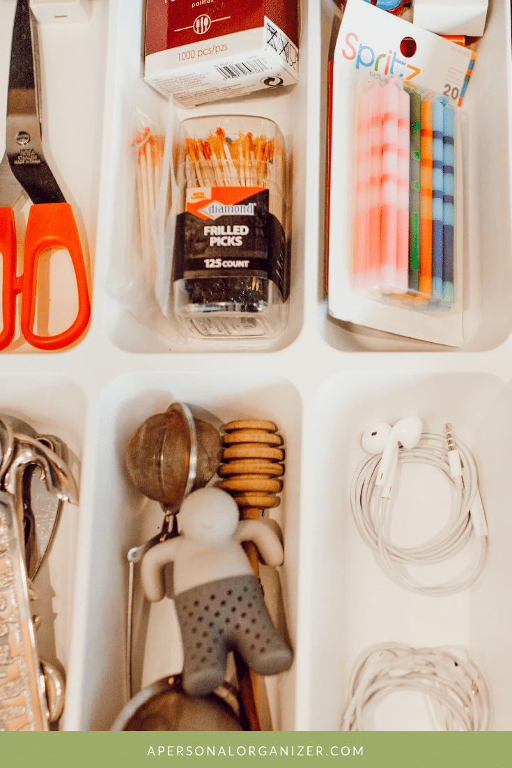 Day 5: Declutter And Organizing Challenge – The Junk Drawer