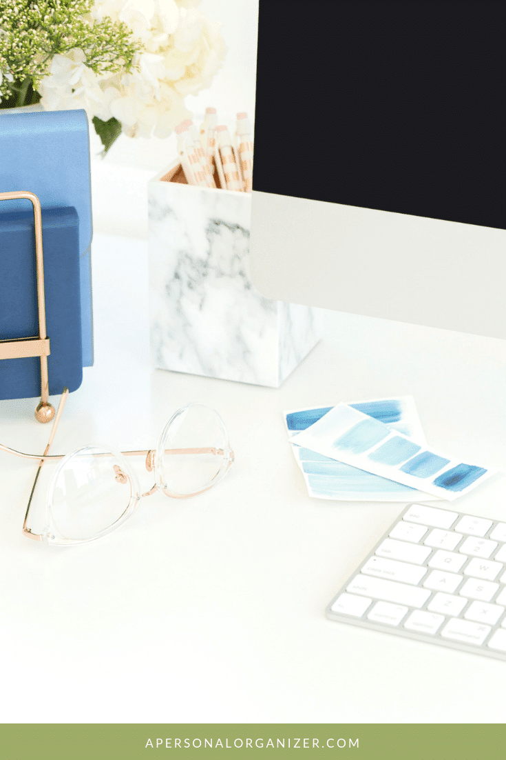 Organizing challenge - the home office - desktop blue accents